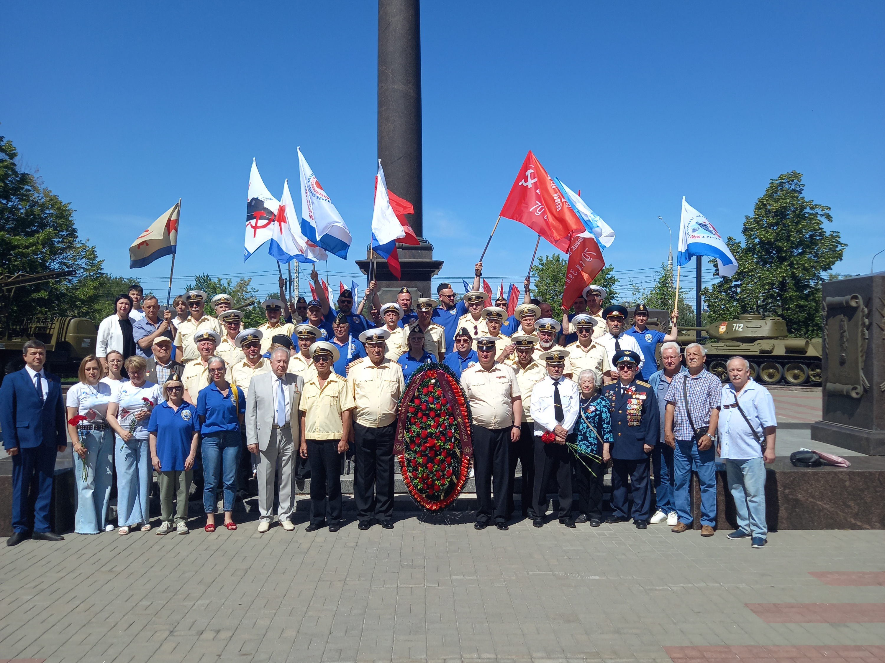 В Воронеже прошел автопробег «Победа едина».