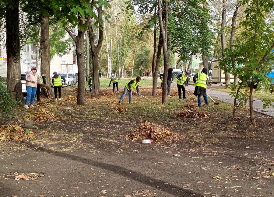 В Воронеже продолжаются работы по благоустройству.