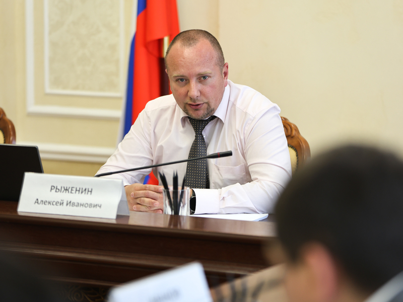 В Воронеже продолжается работа комиссии по повышению безопасности дорожного движения.