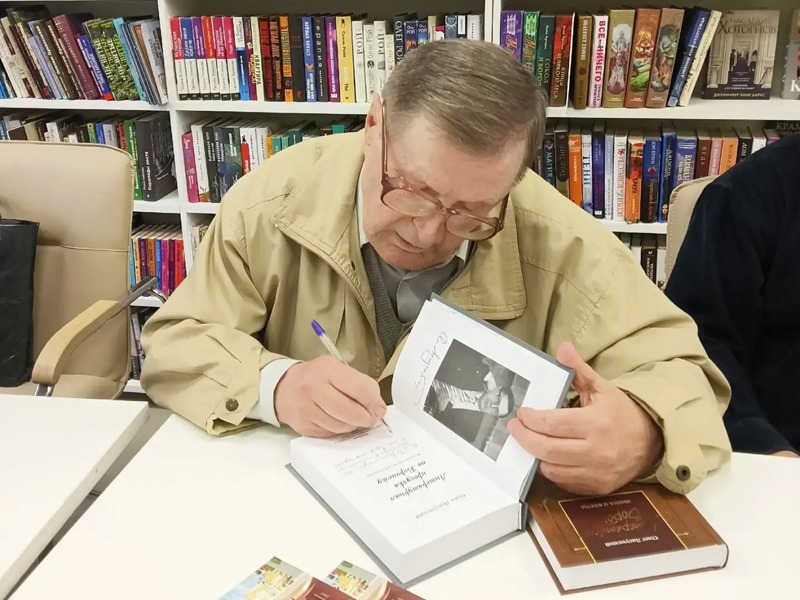 90-летие отметил Почетный гражданин Воронежа Олег Григорьевич Ласунский.