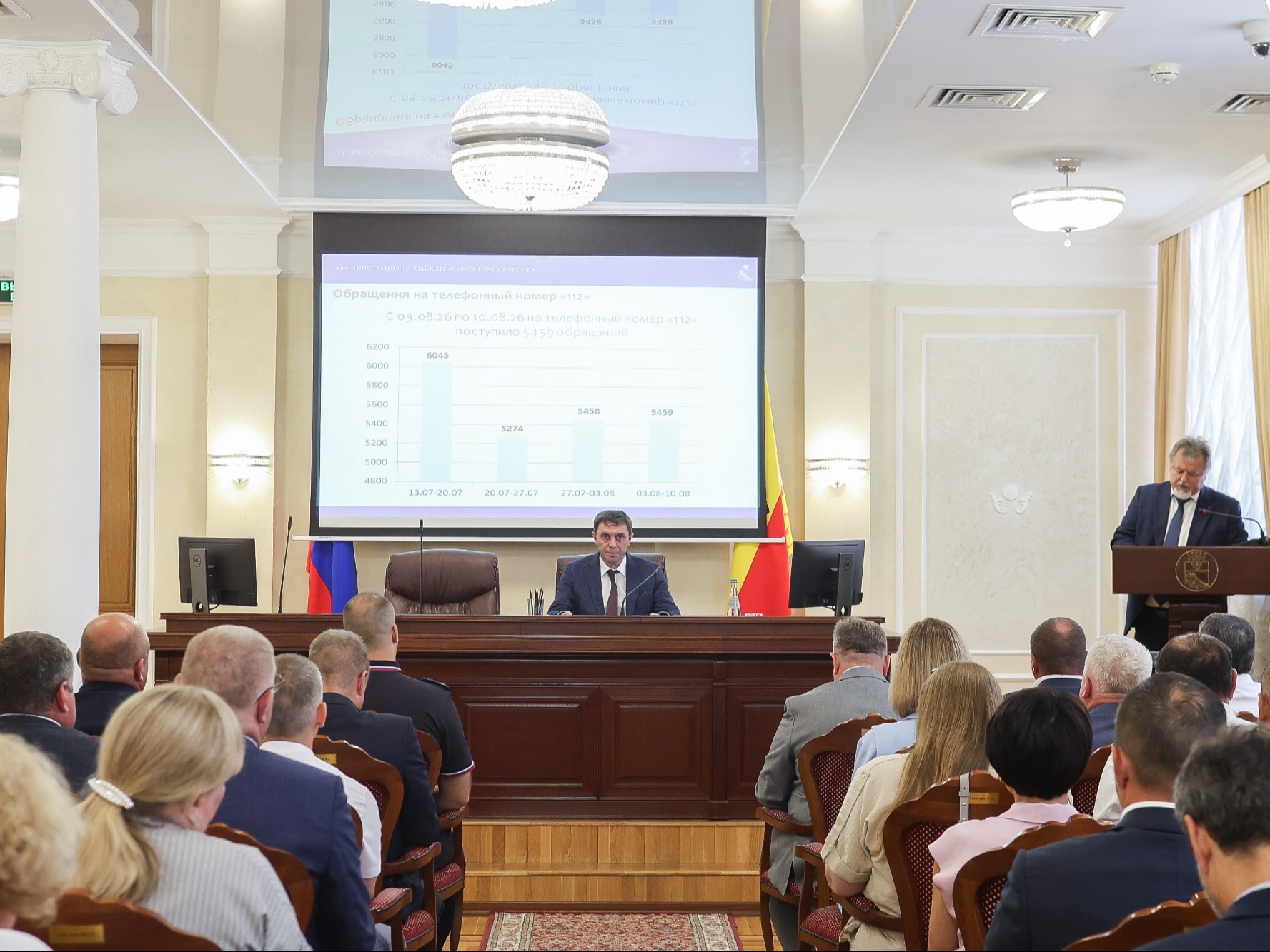 Работу районных управ с обращениями граждан обсудили на планерке в администрации Воронежа.