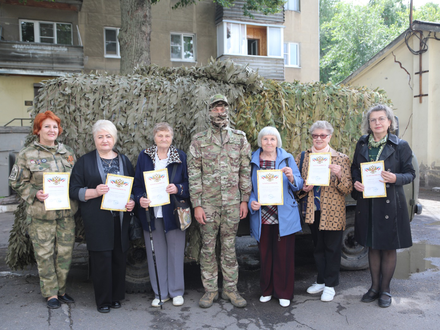 В Воронеже бойцам передали очередную партию гуманитарной помощи.
