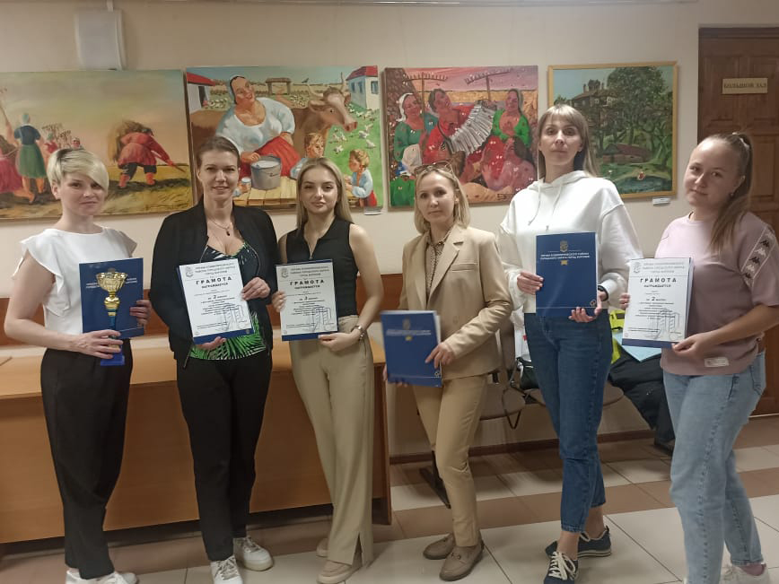 В Коминтерновском районе наградили лучших стрелков и участников фестиваля производственной гимнастики.