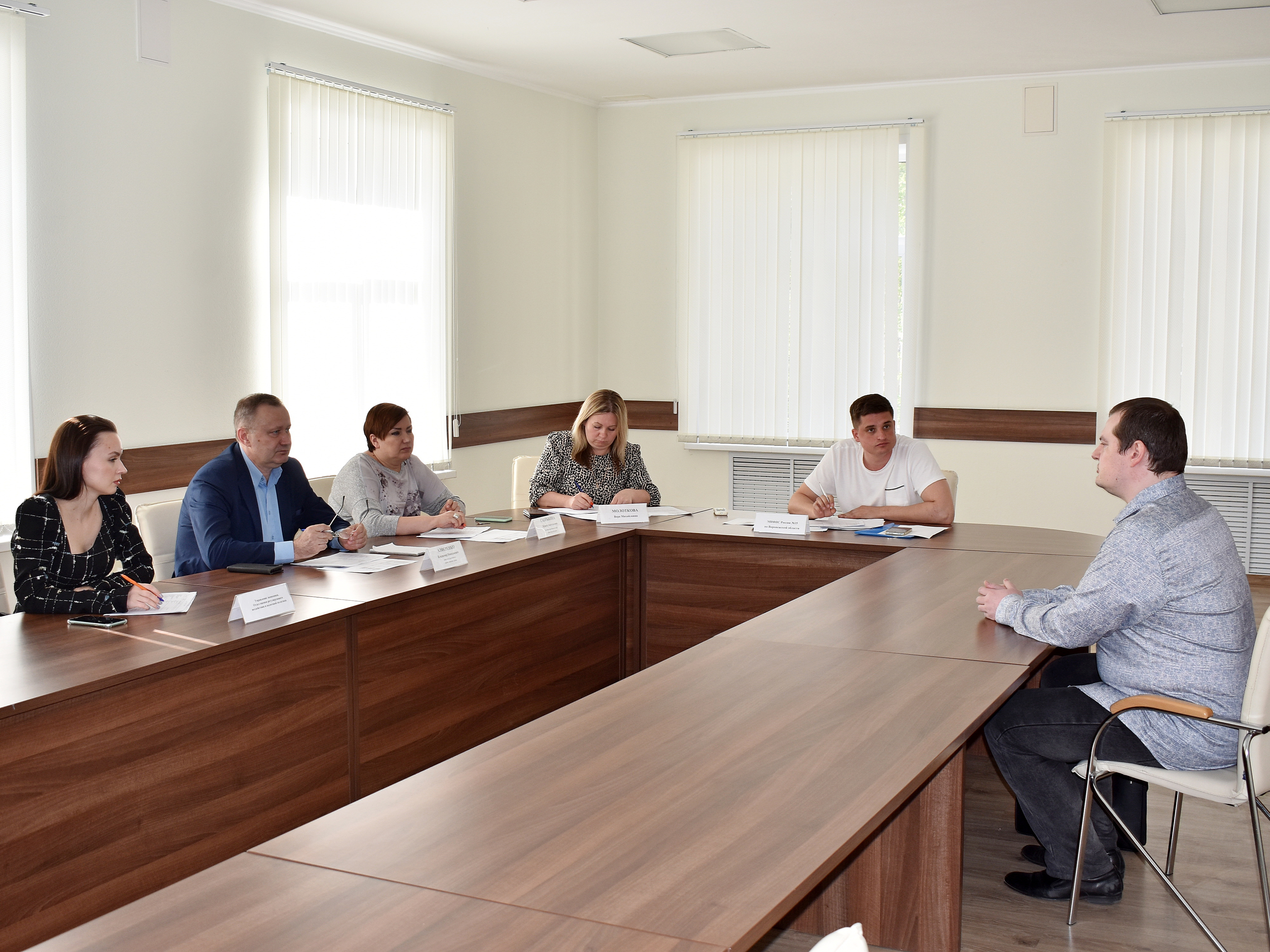 В Ленинском районе продолжают укреплять финансовую дисциплину.