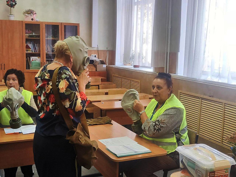 Безопасность на первом месте: занятия по гражданской обороне в Ленинском районе. Безопасность на первом месте: занятия по гражданской обороне в Ленинском районе.