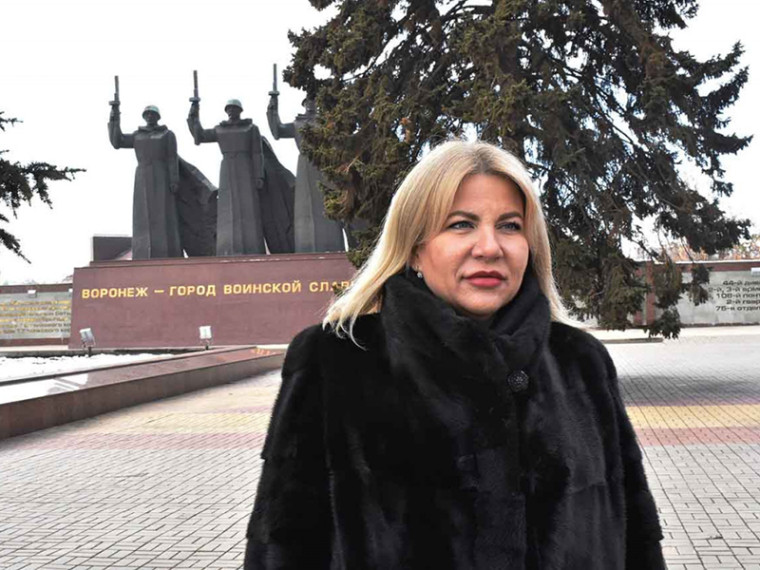 «Наш долг – помогать армии, чтобы наши солдаты чувствовали нашу поддержку». «Наш долг – помогать армии, чтобы наши солдаты чувствовали нашу поддержку».