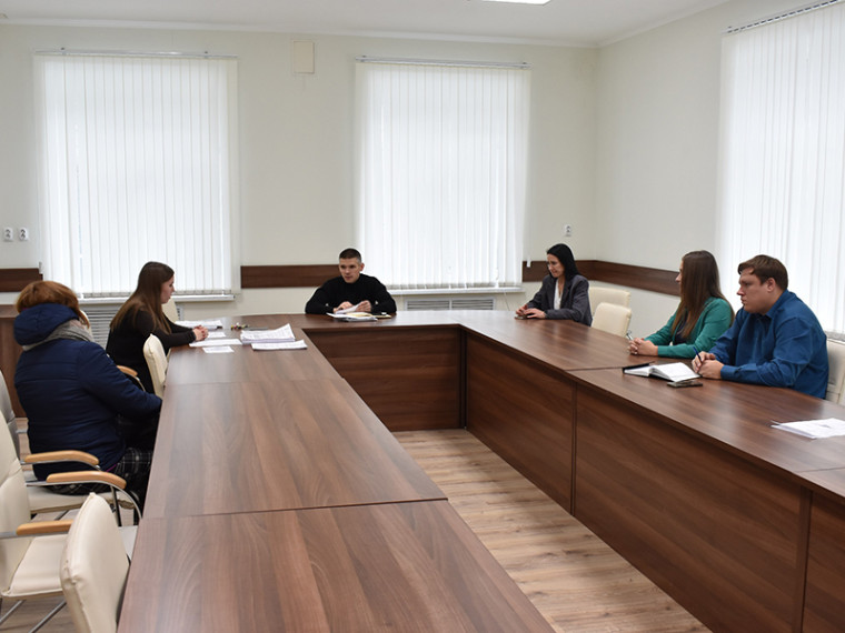 В Ленинском районе состоялось заседание административной комиссии. В Ленинском районе состоялось заседание административной комиссии.