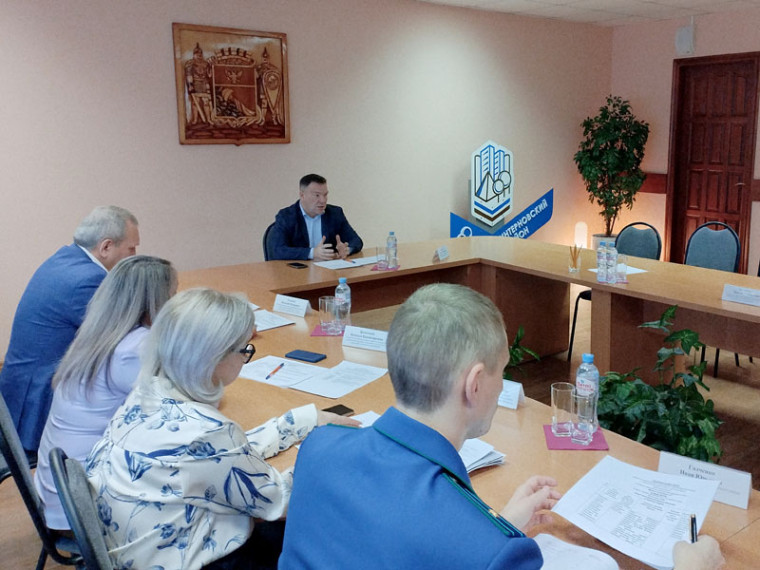 В Коминтерновском районе прошел прием граждан. В Коминтерновском районе прошел прием граждан.