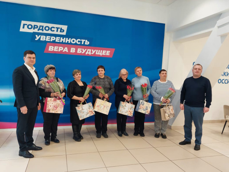 Общественная палата поздравила мам участников СВО с Международным женским днем. Общественная палата поздравила мам участников СВО с Международным женским днем.