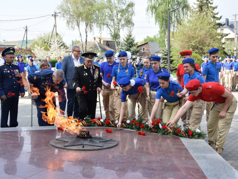 В Железнодорожном районе прошло памятное мероприятие, посвященное 80-летию Победы в Великой Отечественной войне. В Железнодорожном районе прошло памятное мероприятие, посвященное 80-летию Победы в Великой Отечественной войне.